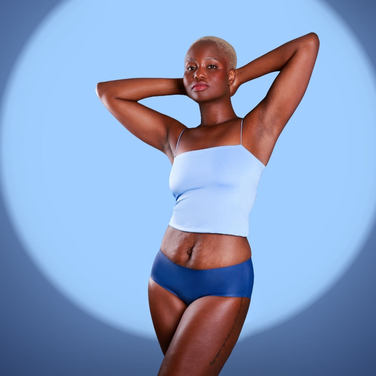 Taynie Seamless blau