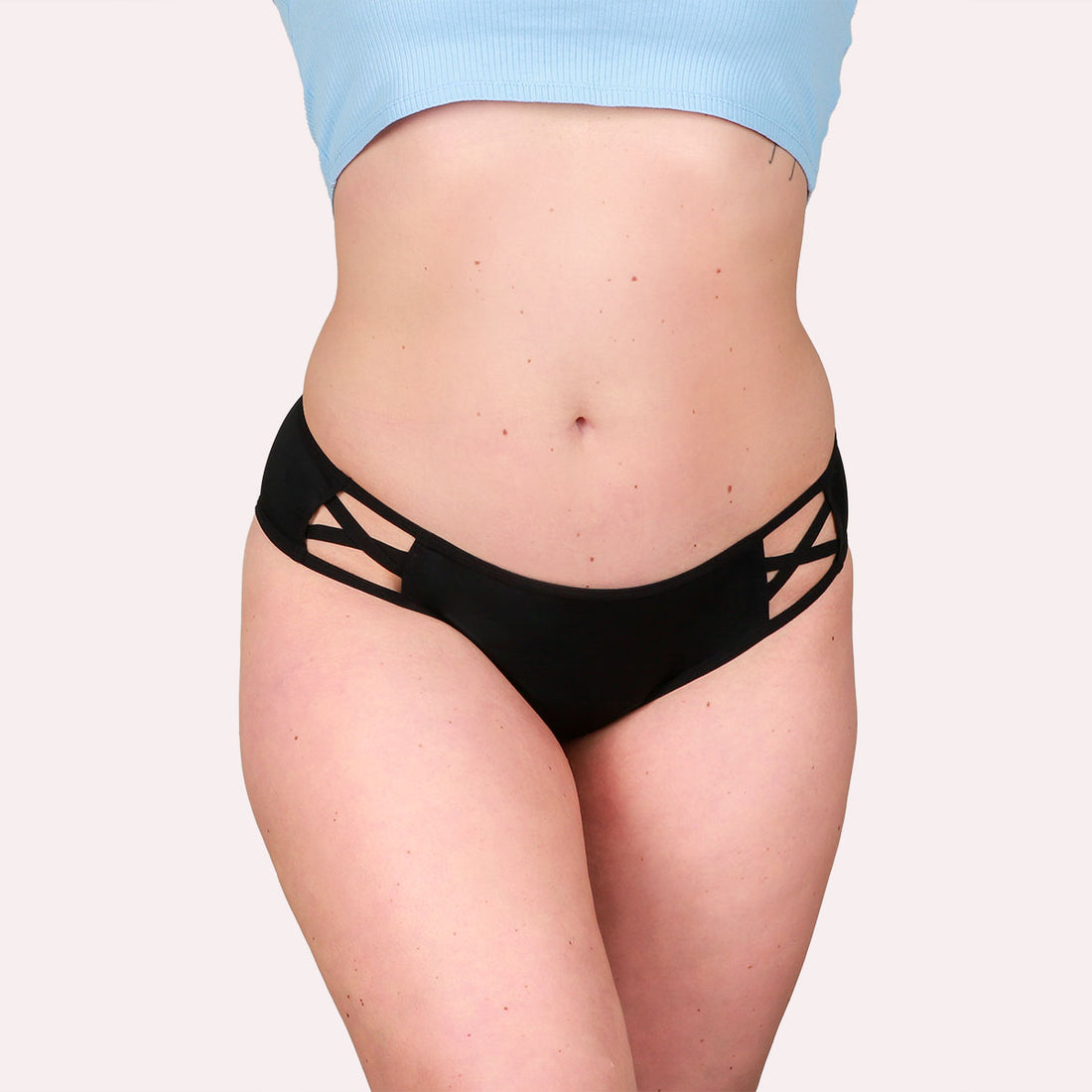 Taynie Woman ultra schwarz Curvy